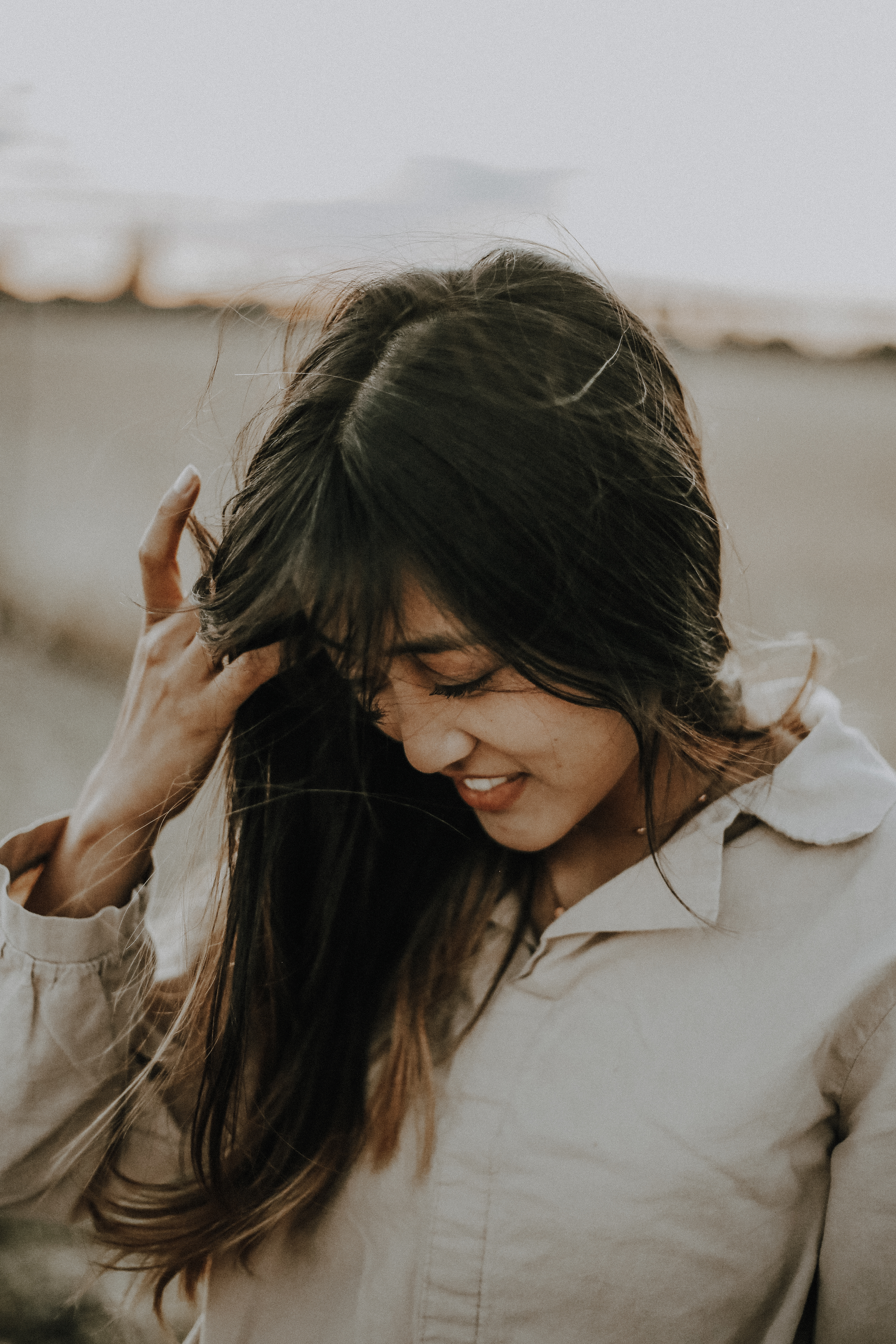 und Portrait: Fotograf / Fotografin in Leverkusen, Bergisches Land, Bergisch Gladbach, Opladen, Rheinland, Köln, Leichlingen, Solingen, Monheim, Düsseldorf, Hochzeitsfotograf Hochzeitsfotografin, Hochzeitsseason 2022 Hochzeit 2023 Brautpaarshooting, styled shooting, Paarfotograf, Babyfotograf, Paarfotografin, Babyfotografin, authentisch, natürlich, unkompliziert mit Wohlfühlfaktor, romantisch, boho, Bohemian, retro, moderne Bearbeitung, blass und creme, moody, beige, beste Bewertung, beste Fotografin, kurzfristige Termine, flexibel.