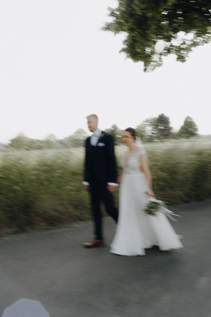 HochzeitsFotografin in Leverkusen | minimal. natürlich. emotional. kreativ. clean. warm. modern. nostalgisch | Babybauch-, Paar-, Baby Shootings. Hochzeitsfotografin Leverkusen | Hochzeitsfotografin Leverkusen | Neugeborenenfotografie | Babyfotografie | Schwangerschaftsfotografie | Schwangerschaftsshooting | Babybauch | Pregnany Announcement | Schwangerschaftsankündigung | Neugeborenenshooting | Babybauchshooting | Babyshooting | Paarshooting | Verlobungsshooting | Brautpaarshooting | Hochzeitsfotografie | Hochzeitsshooting | Freundinnenshooting | Portraitfotografie | Portraitshooting | Homeshooting | Shooting draußen Shooting mit natürlichem Licht | Outdoorshooting | Outdoorfotografie | Junggesellinnenshooting | familienfreundliche Fotografin | Fotografin Leverkusen | Homestory | natürliche Fotos | natürliche Babyfotos | natürliche Schwangerschaftsfotos | natürliche Portraitfotos | natürliche Paarfotos | schneller Termin | unkomplizierter Fotograf | Boho Stil | natürliches Licht | Homestory | Reportage | Shooting | Fotoshooting | Rabatt | Aktion | FrühlingsSpecial | sympathische Fotografin | Fotograf Leverkusen | Fotografin Leverkusen | Fotograf Köln | Fotograf Rheinland | Fotograf NRW | Fotograf – Rheinland – NRW – Bergisches Land – Raum Köln – Raum Düsseldorf – Langenfeld – Reusrath – Opladen – Leverkusen – Leichlingen – Monheim – Bergisch Gladbach – Baumberg – Richrath – Leverkusen Schlebusch – Leverkusen Lützenkirchen – Leverkusen Wiesdorf – Leverkusen Mitte – neue Bahnstadt Opladen – Leverkusen Wiesdorf – Leverkusen Manford – Leverkusen Hitdorf – Leverkusen Küppersteg – Leverkusen Bürrig – Leverkusen Quettingen – Leverkusen Bergisch Neukirchen – Leverkusen Steinbüchel – Leverkusen Alkenrath | annifoto.com | ANNIKA JANA Ronsdorf | ANNIKA JANA Philippsen | moderne Fotografie | Fotos für die Ewigkeit | qualitativ hochwertige Fotos | Photoshooting | Photografie | AnniFoto | Hochzeitsfotografin | Fotografin für Babybauch | Fotografin für Babybäuche | Fotografin für Paare | und Portrait: Fotograf / Fotografin in Leverkusen, Bergisches Land, Bergisch Gladbach, Opladen, Rheinland, Köln, Leichlingen, Solingen, Monheim, Düsseldorf, Hochzeitsfotograf Hochzeitsfotografin, Hochzeitsseason 2024 Hochzeit 2025 Brautpaarshooting, styled shooting, Paarfotograf, Babyfotograf, Paarfotografin, Babyfotografin, authentisch, natürlich, unkompliziert mit Wohlfühlfaktor, romantisch, boho, Bohemian, retro, moderne Bearbeitung, blass und creme, moody, beige, beste Bewertung, beste Fotografin, kurzfristige Termine, flexibel. Hochzeitsfotograf. Hochzeitsfotografin Leverkusen. Hochzeitsfotografie Leverkusen. minimalistische Hochzeitsfotografie Leverkusen. Minimalistische Hochzeitsfotografin Leverkusen. Natürliche Hochzeitsfotografin Leverkusen. Natürlicher Hochzeitsfotograf Leverkusen. Emotionale Fotografie Leverkusen. Romantische Hochzeitsfotografin Leverkusen. Authentische Hochzeitsfotografie Leverkusen. Cleane Bearbeitung Fotos Leverkusen. Minimalistische Bearbeitung Hochzeitsfotografie Leverkusen. Hochzeitsfotograf Leverkusen. Hochzeitsfotografin Leverkusen. sympathischer Hochzeitsfotograf Leverkusen. Moderner Hochzeitsfotograf Leverkusen. 