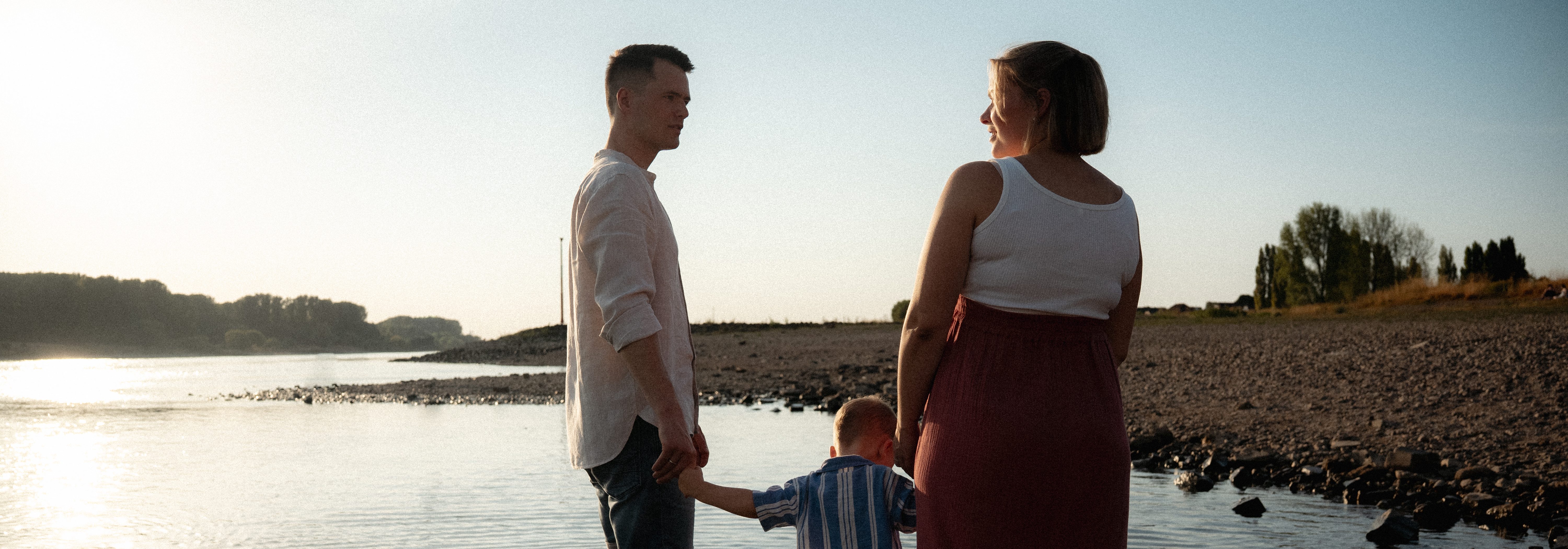 Familienshooting. Natürliche Familienbilder in Leverkusen